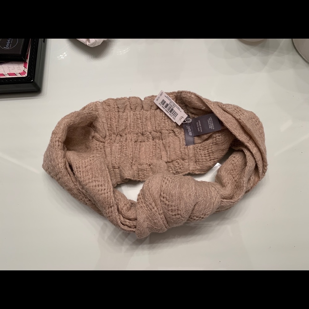 Aerie Headband